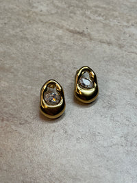 Nova Studs