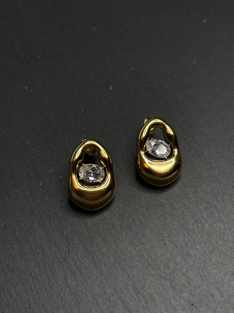 Ohrstecker organische Form mit Zirkonia